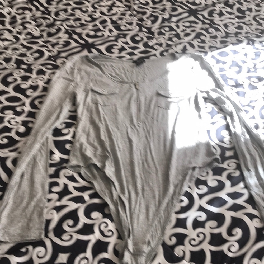 Kind sleeve bodysuit